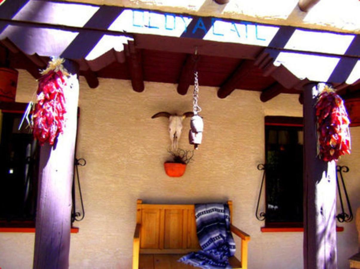 Adobe Inn At Cascade Exterior photo